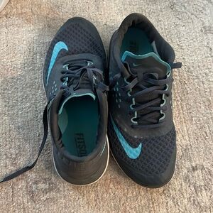 Nike Fitsole Athletic Shoes